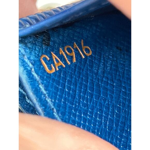 Louis Vuitton Epi Toledo Blue Viennois Wallet 1996 Made in Spain - Picture 4 of 15